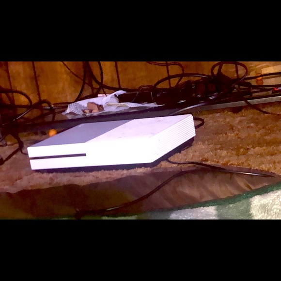 Xbox One S